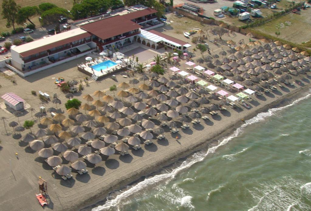 Beach Club Ippocampo Экстерьер фото